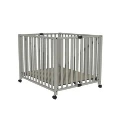 Bebies First Baby Box Met Wieltjes Sarah Met Matras New