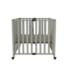 Bebies First Baby Box Met Wieltjes Sarah Met Matras New