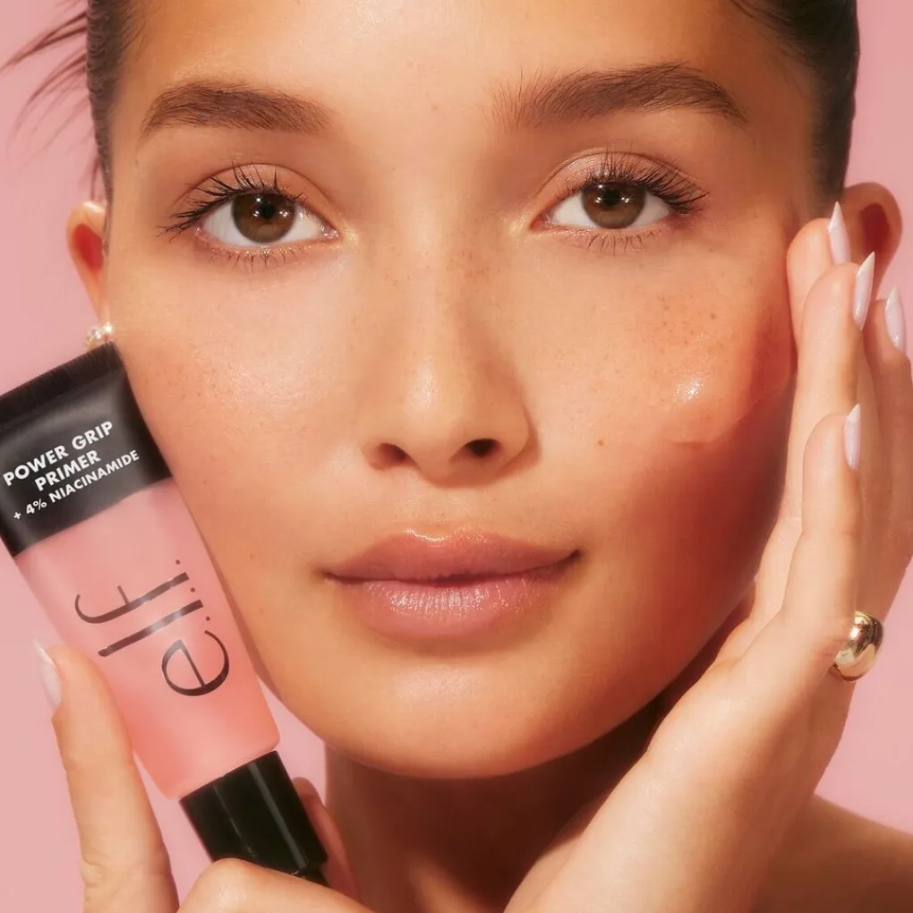 ELF e.l.f. Power Grip Niacinamide Primer Hot