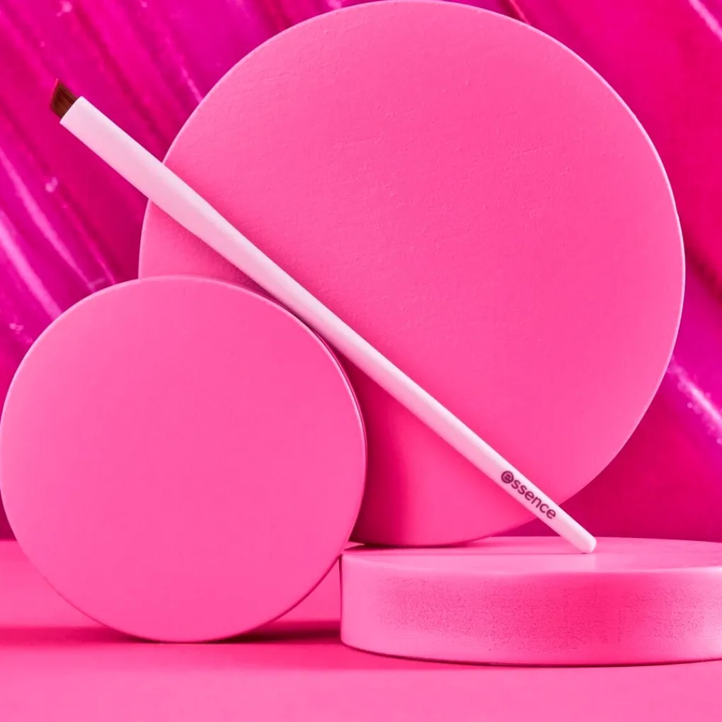 Essence 01 Just Wing It Eyeliner Brush Sale