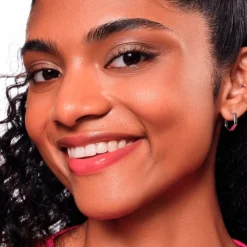 Essence 03 Oyster Crèmeoogschaduw Clearance