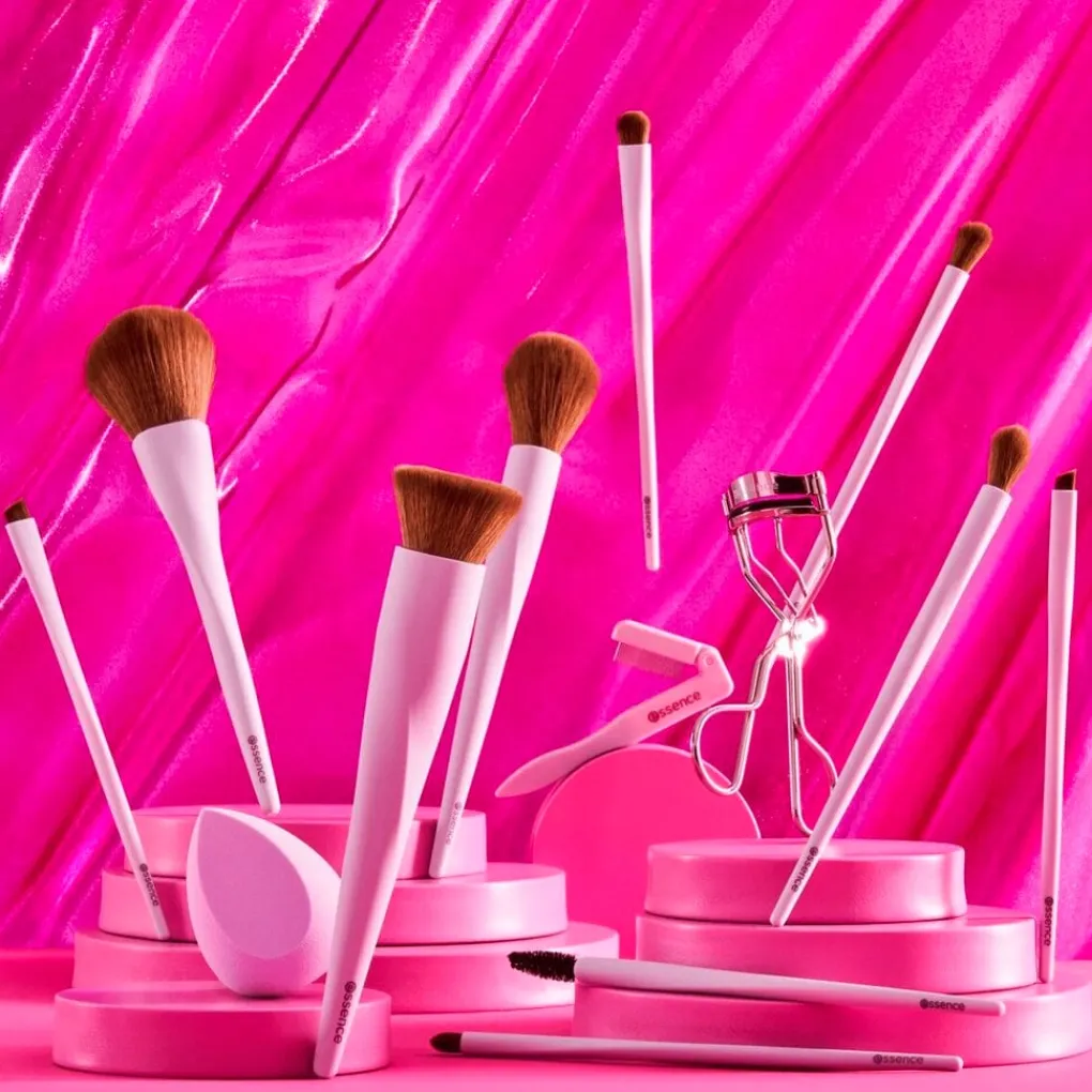 Essence 01 Powdered Perfection Powder Brush Sale