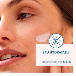 Nivea Skincare NIVEA Hydraterende Dagcrème met SPF30 Online