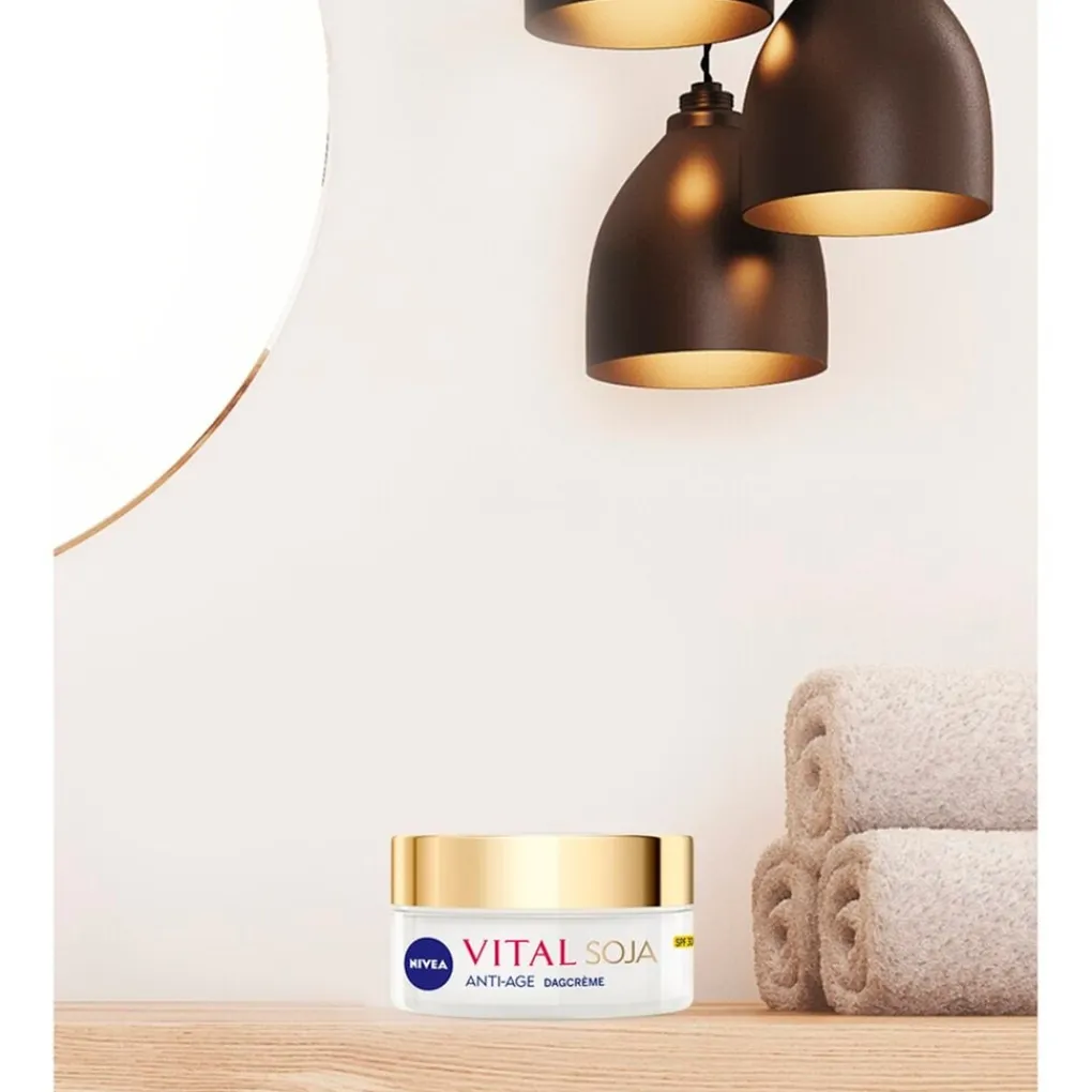 Nivea Skincare NIVEA Vital Soja SPF30 Anti-Age Verstevigende Dagcrème Clearance