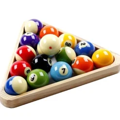 Pegasi Houten Triangel Clearance